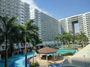 Shell Residences MOA Complex Vaya's Condotel